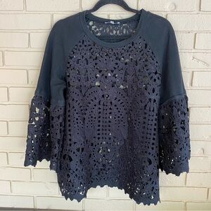 Women's See And Be Seen Black Eyelet Blouse Top Size Medium M Wide Sleeve